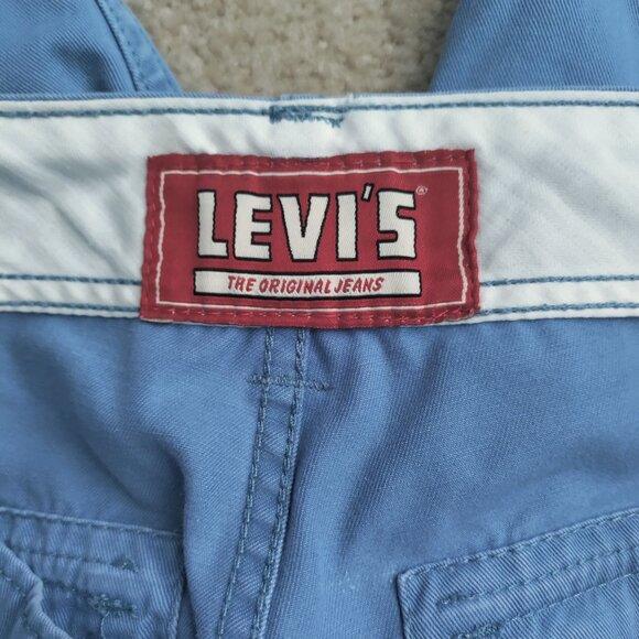 Levi's 32" Mens Cargo Shorts Blue 100% Cotton Flap Pockets Made in Egypt GUC - Picture 4 of 6